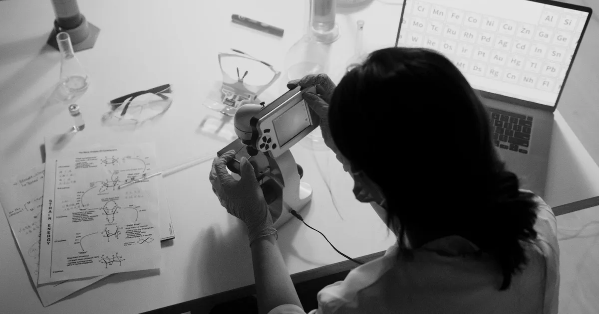 Six LLMs Predicted Coffee Cooling Curves — Two Frontier Models Couldn't Answer at All